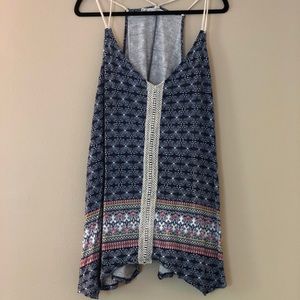Maurice’s triangle hem navy patterned tank top